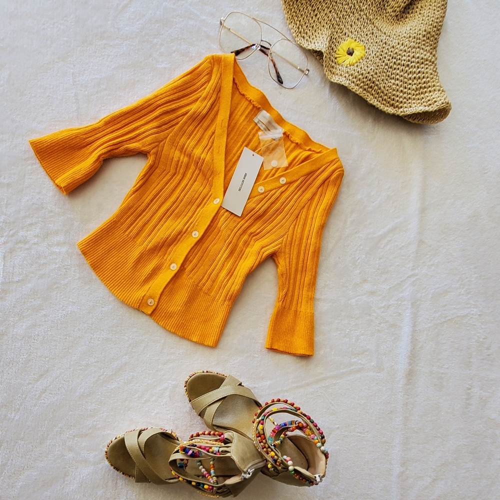 URBAN OUTFITTERS NEW CARDIGAN - Picture 1 of 10